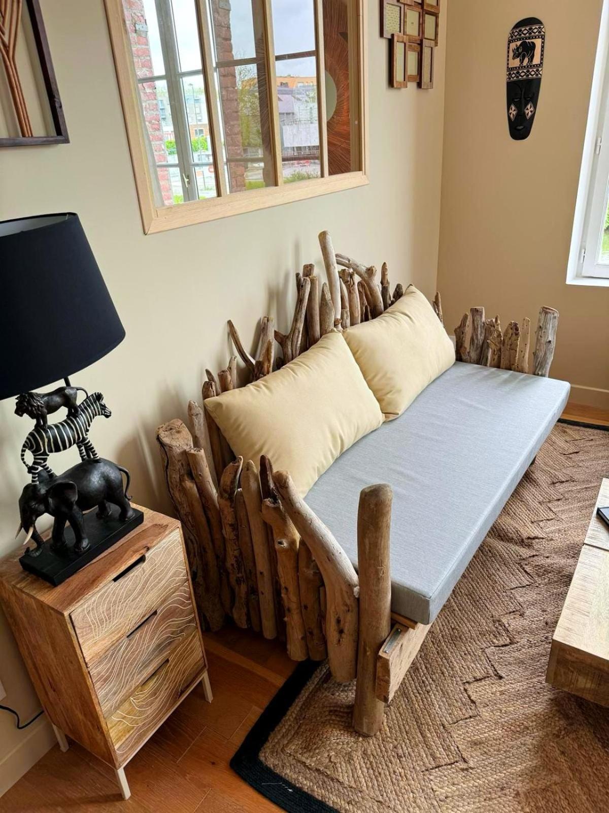 אמיינס Duplex Safari Jusqu'A 4 Personnes, Spa, Cinema Et Lit Sous Les Arbres, Day Use, 10 Min Centre מראה חיצוני תמונה
