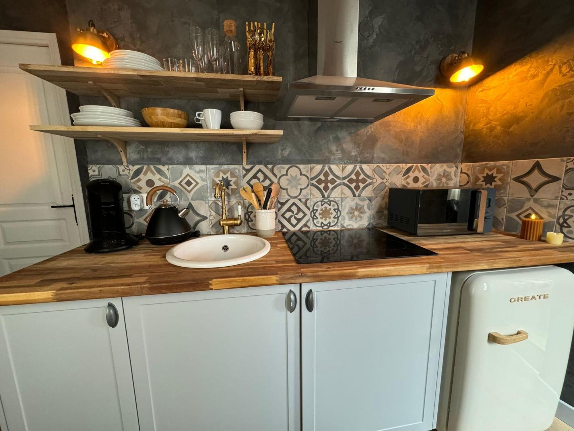 אמיינס Duplex Safari Jusqu'A 4 Personnes, Spa, Cinema Et Lit Sous Les Arbres, Day Use, 10 Min Centre מראה חיצוני תמונה